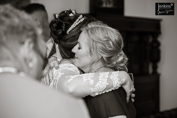 Leanne & Richard 558_-z