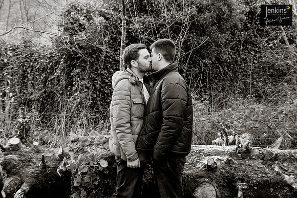 084_Jonathan & Jamie-z