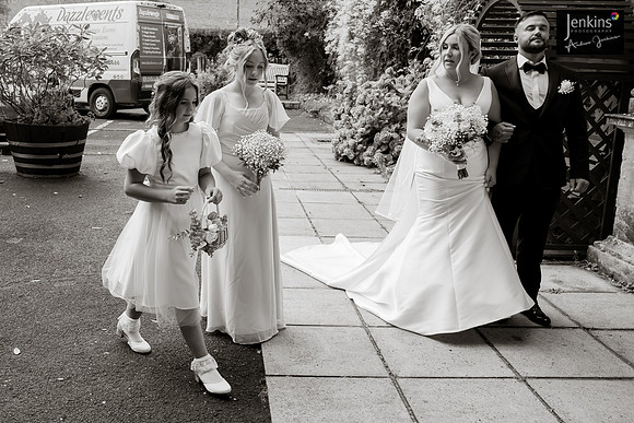 261 Zara & Mathew_wedding-z