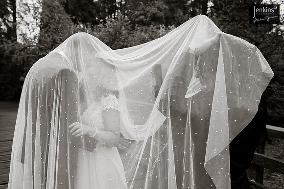 319 Lizzie & Peter_wedding-z