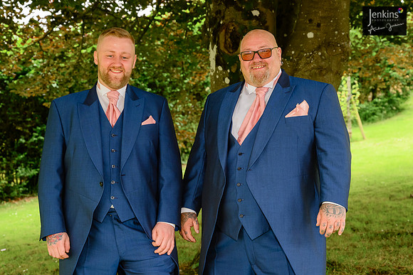 053- Megan & Danny- The-Plough-Hotel_