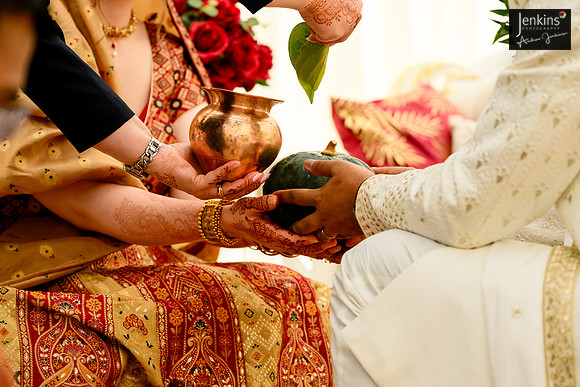 352- Alison & Girish - wedding-z