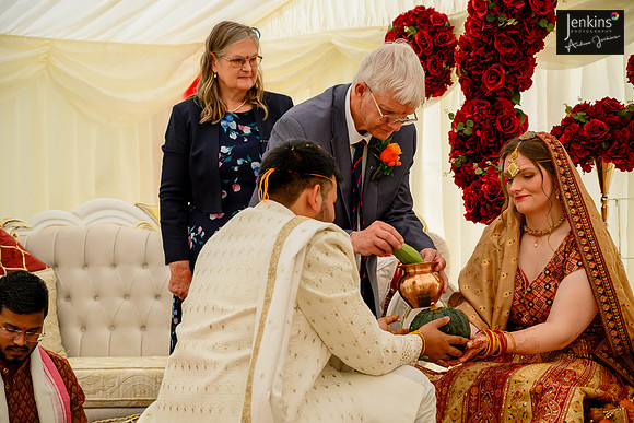 370- Alison & Girish - wedding-z