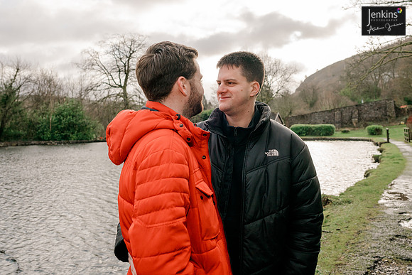 046_Jonathan & Jamie-z