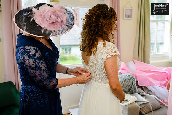068 Lizzie & Peter_wedding-z
