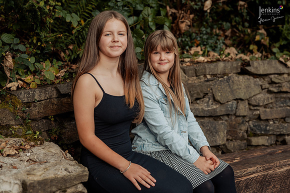 144_Sarah & Sian-z