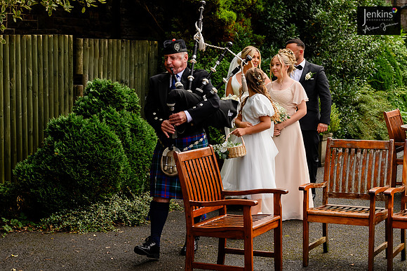 255 Zara & Mathew_wedding-z