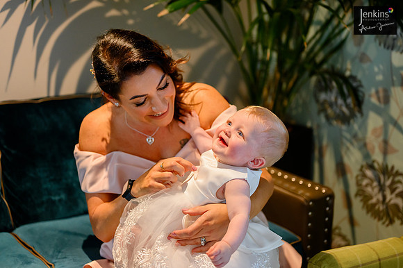 386- Megan & Danny- The-Plough-Hotel_