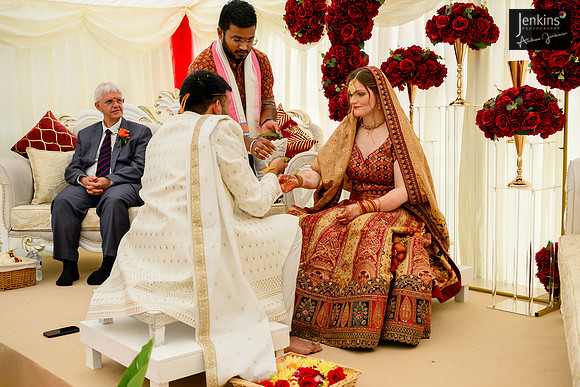 320- Alison & Girish - wedding-z