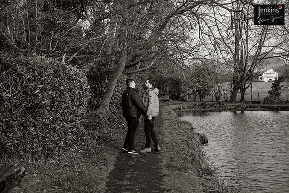 052_Jonathan & Jamie-z