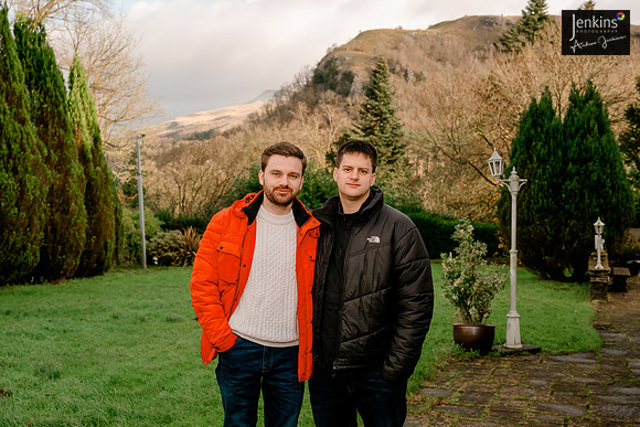 016_Jonathan & Jamie-z