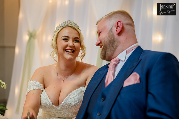 332- Megan & Danny- The-Plough-Hotel_