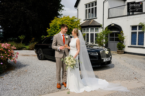 350 Nim & Harry_wedding-2-z