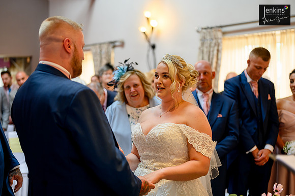 291- Megan & Danny- The-Plough-Hotel_