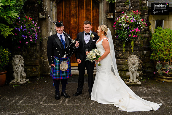 469 Zara & Mathew_wedding-z