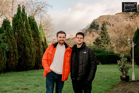 015_Jonathan & Jamie-z