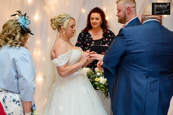 296- Megan & Danny- The-Plough-Hotel_