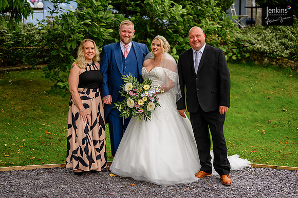 530- Megan & Danny- The-Plough-Hotel_