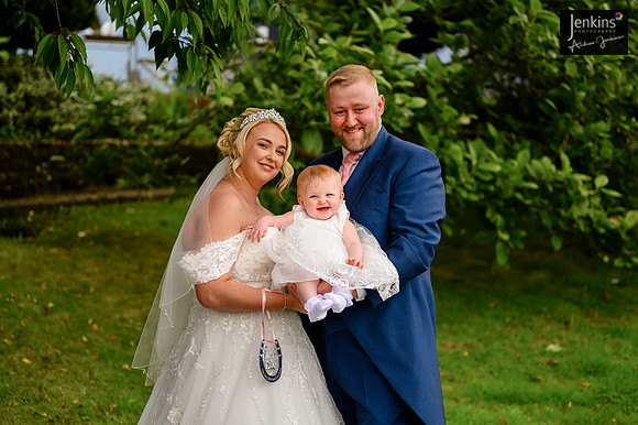 560- Megan & Danny- The-Plough-Hotel_