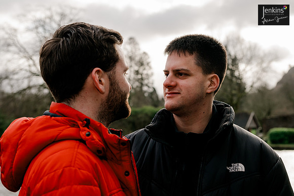 045_Jonathan & Jamie-z