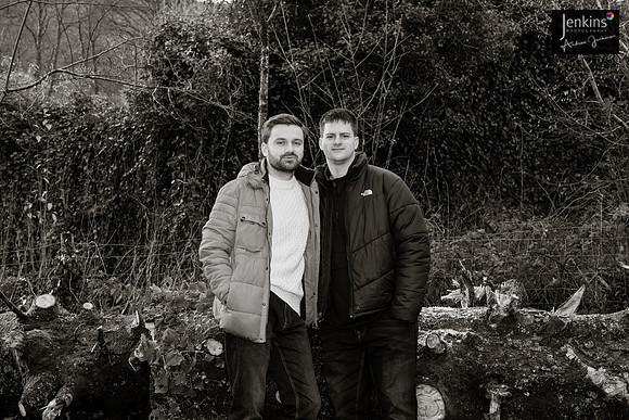 079_Jonathan & Jamie-z