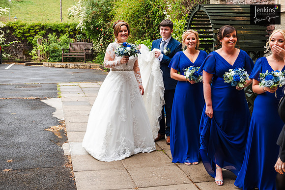 Leanne & Richard 274_-z