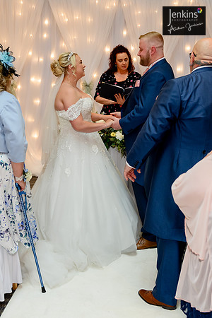 275- Megan & Danny- The-Plough-Hotel_