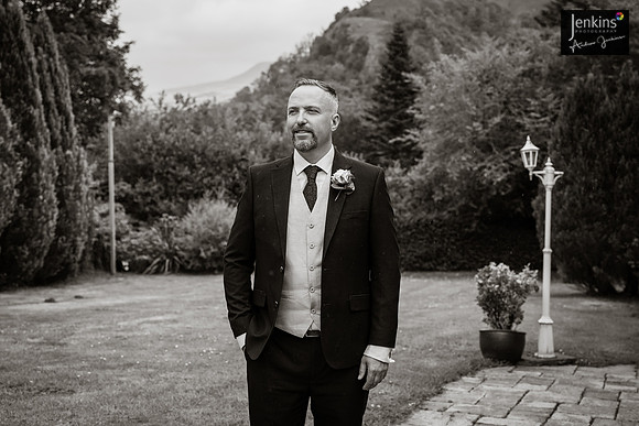 Leanne & Richard 88_-z