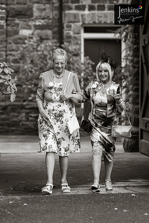 Leanne & Richard 184_-z