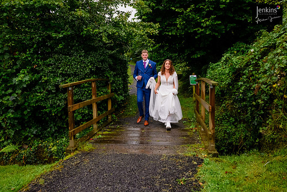286 Lizzie & Peter_wedding-z