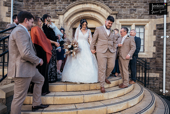370- Nic & Beth-z