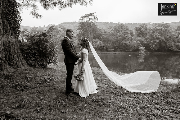 294 Lizzie & Peter_wedding-z