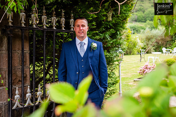 Leanne & Richard 74_-z