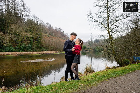 23- Holly & Leon-z