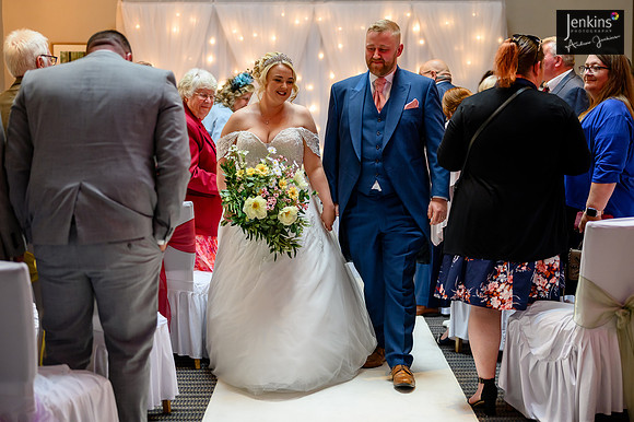 369- Megan & Danny- The-Plough-Hotel_