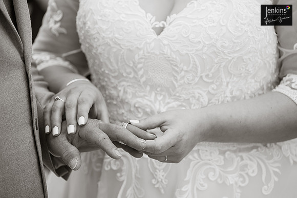 359-Ffion-Mathew-wedding-z
