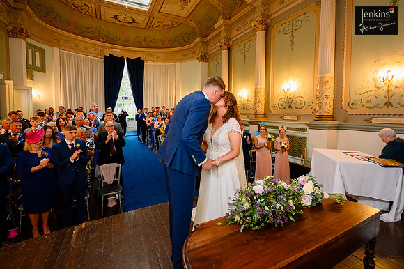 215 Lizzie & Peter_wedding-z