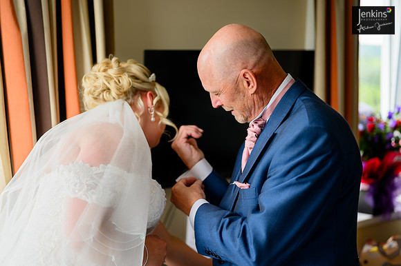 163- Megan & Danny- The-Plough-Hotel_
