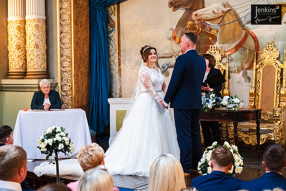 Leanne & Richard 351_-z