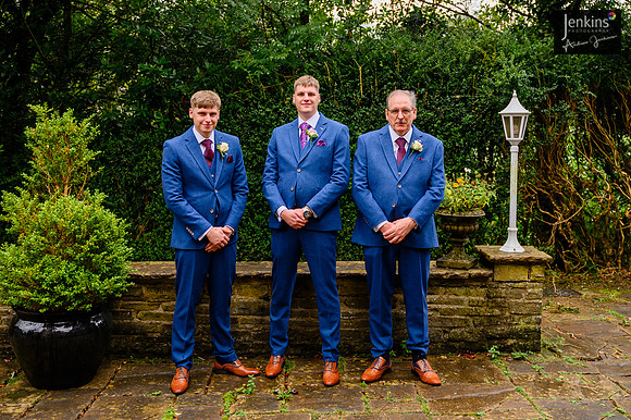 022 Lizzie & Peter_wedding-z