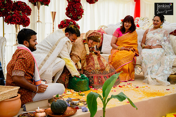 551- Alison & Girish - wedding-z