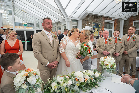 236-Ffion-Mathew-wedding-z