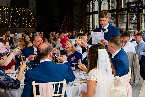 498 Lizzie & Peter_wedding-z