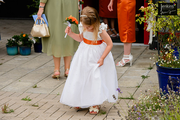 124 Nim & Harry_wedding-2-z