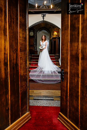 338 Lizzie & Peter_wedding-z