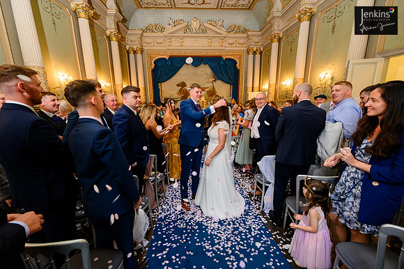 258 Lizzie & Peter_wedding-z