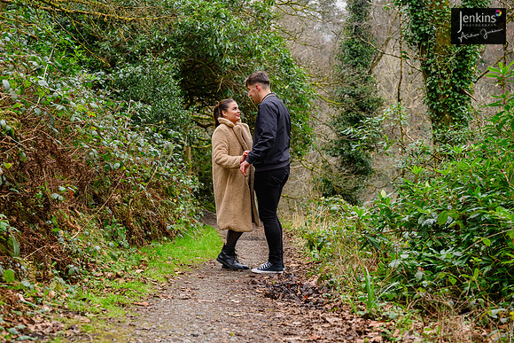 64- Holly & Leon-z