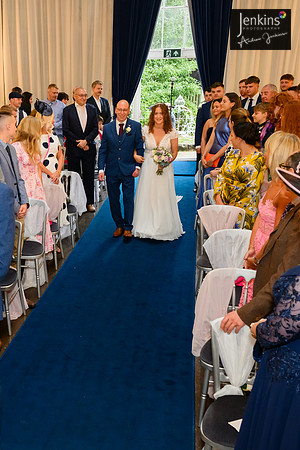 180 Lizzie & Peter_wedding-z