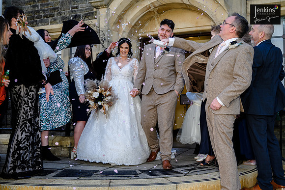 357- Nic & Beth-z