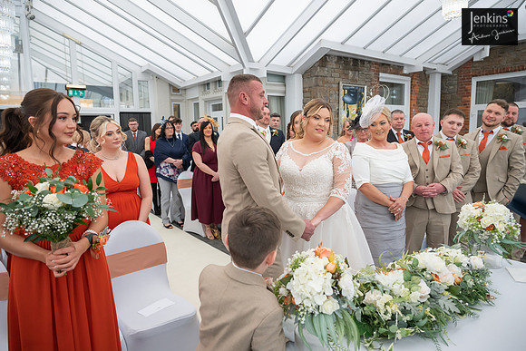 319-Ffion-Mathew-wedding-z